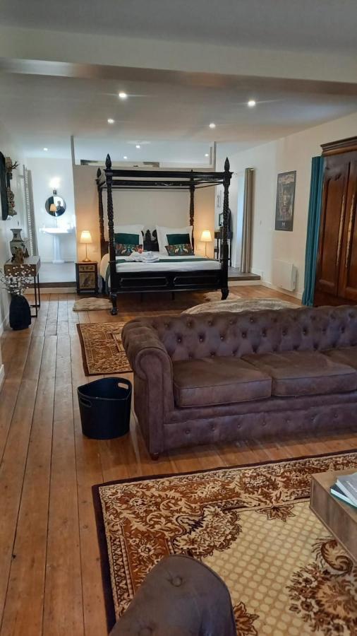 La Lande Hotel Pleyber-Christ Bagian luar foto
