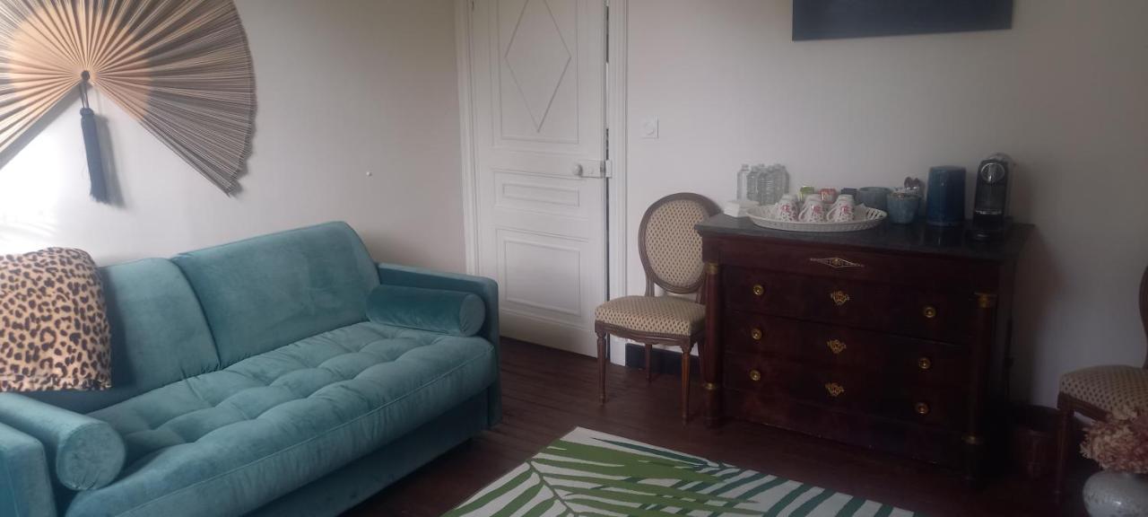 La Lande Hotel Pleyber-Christ Bagian luar foto