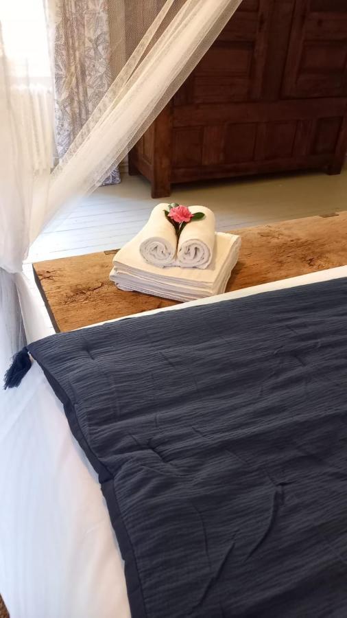La Lande Hotel Pleyber-Christ Bagian luar foto