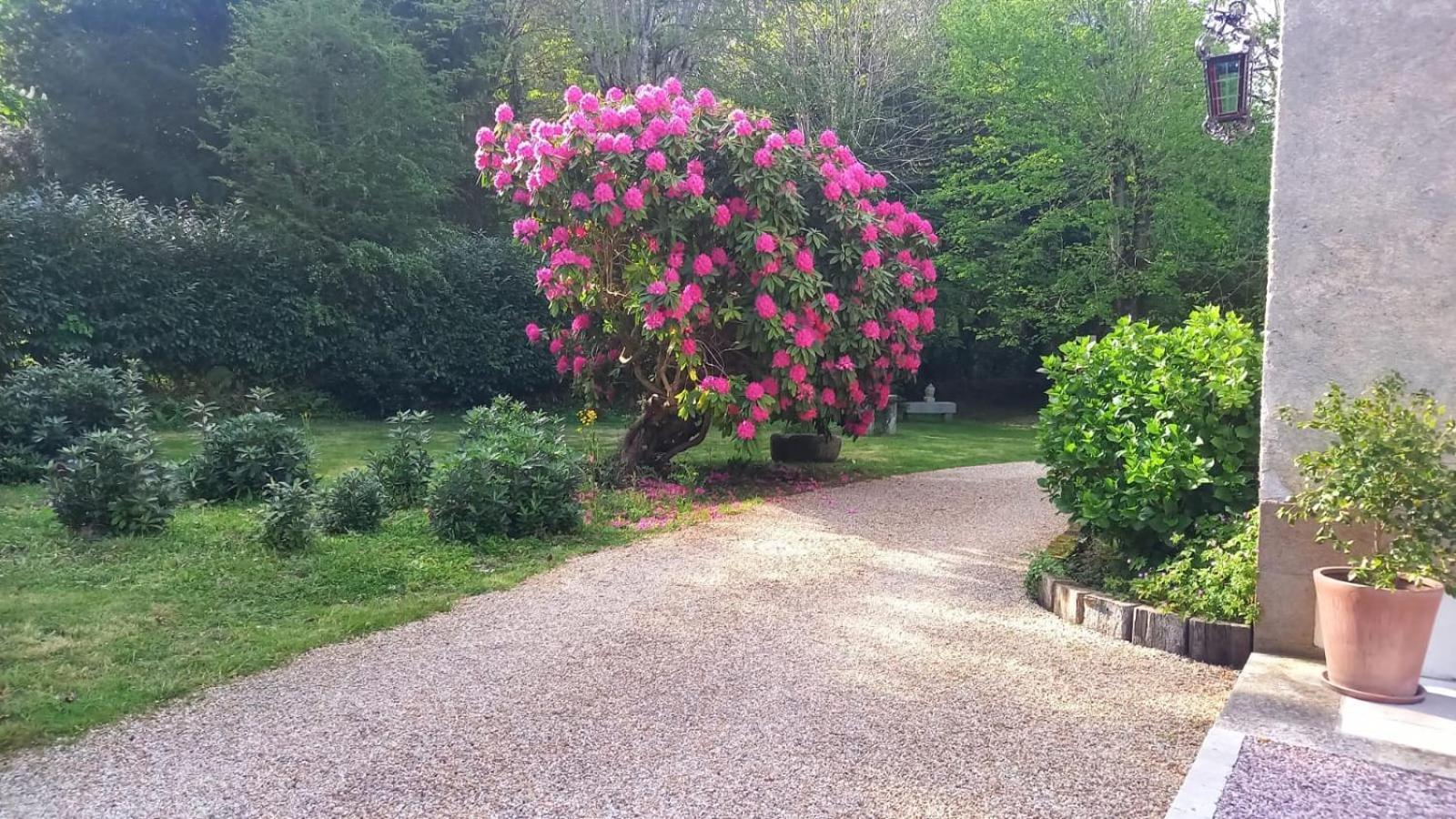 La Lande Hotel Pleyber-Christ Bagian luar foto